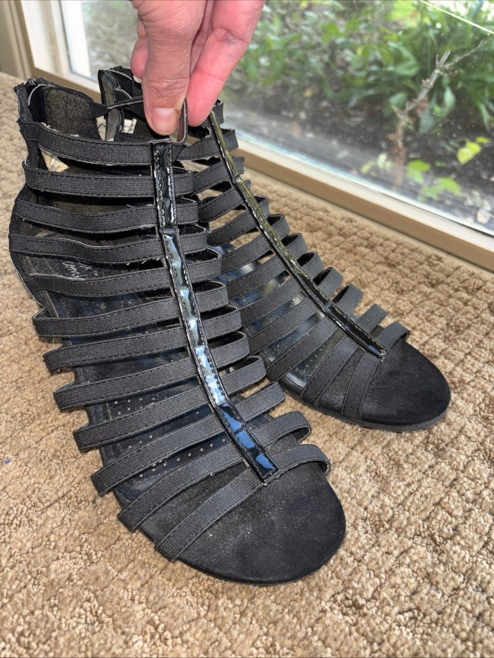 Black gladiator zip back wedge Strappy Women's Sandals size 10